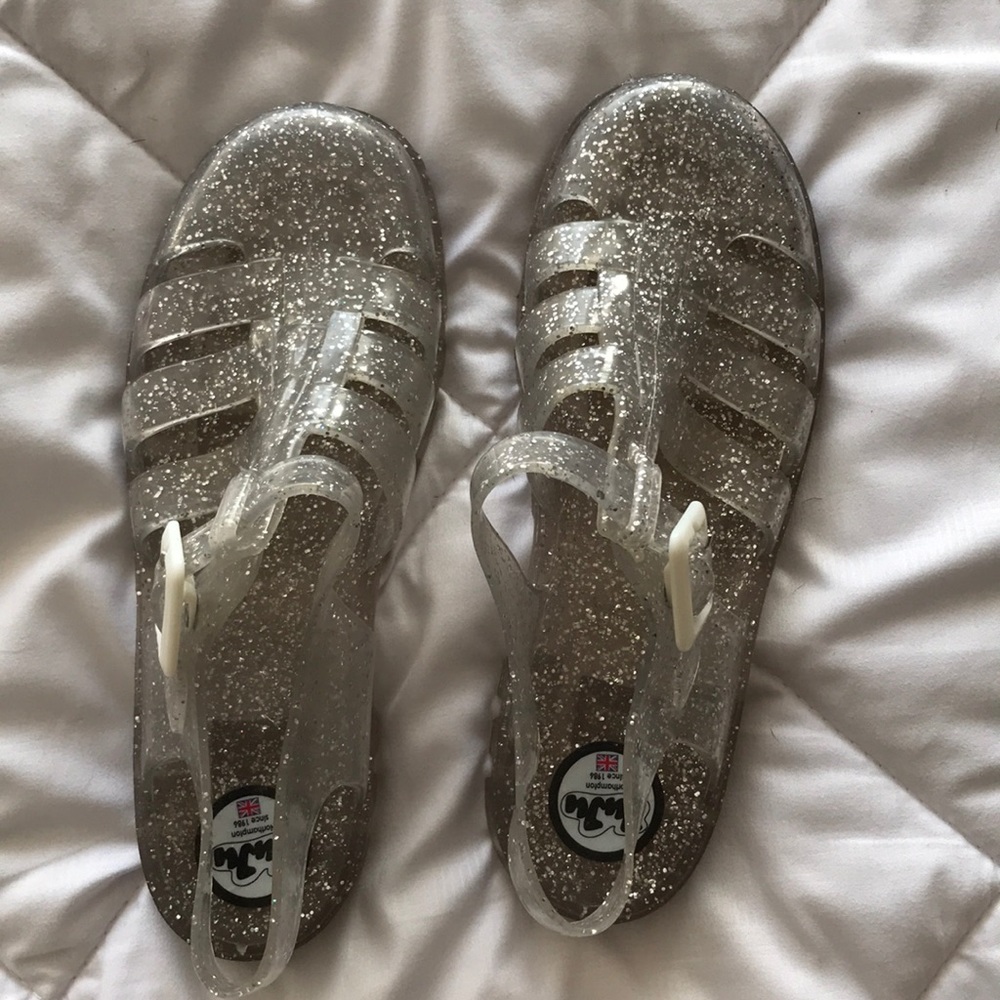 Jelly shoes